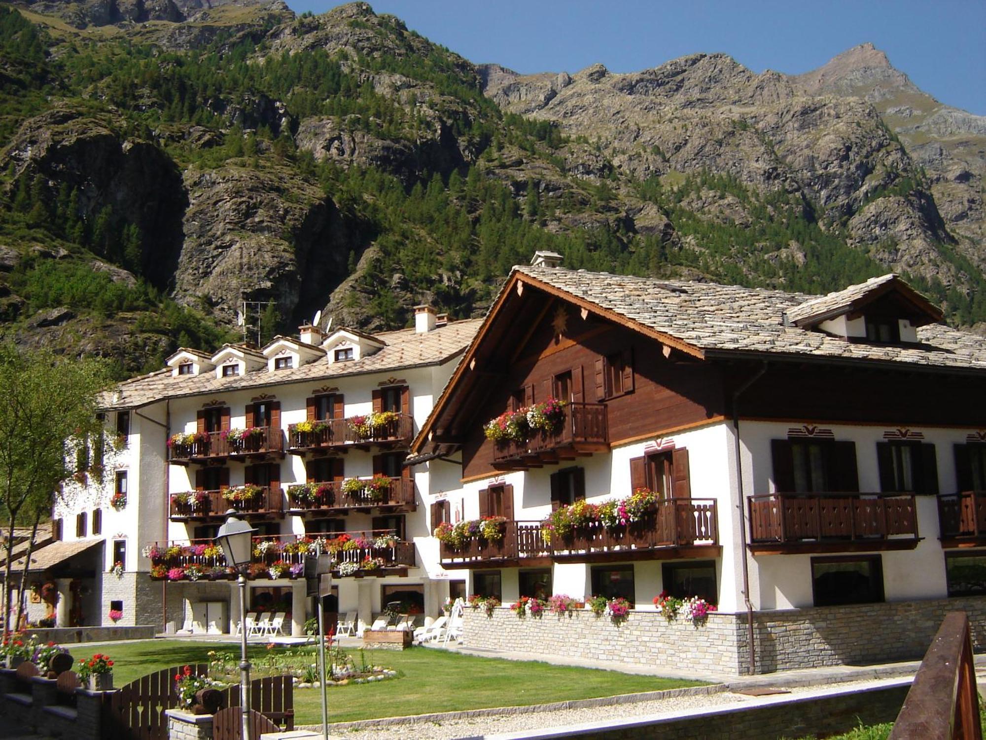 Hotel Jolanda Sport Gressoney-la-Trinité Eksteriør billede