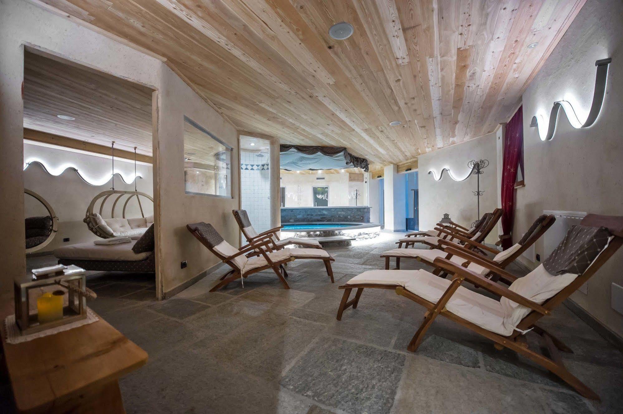 Hotel Jolanda Sport Gressoney-la-Trinité Eksteriør billede